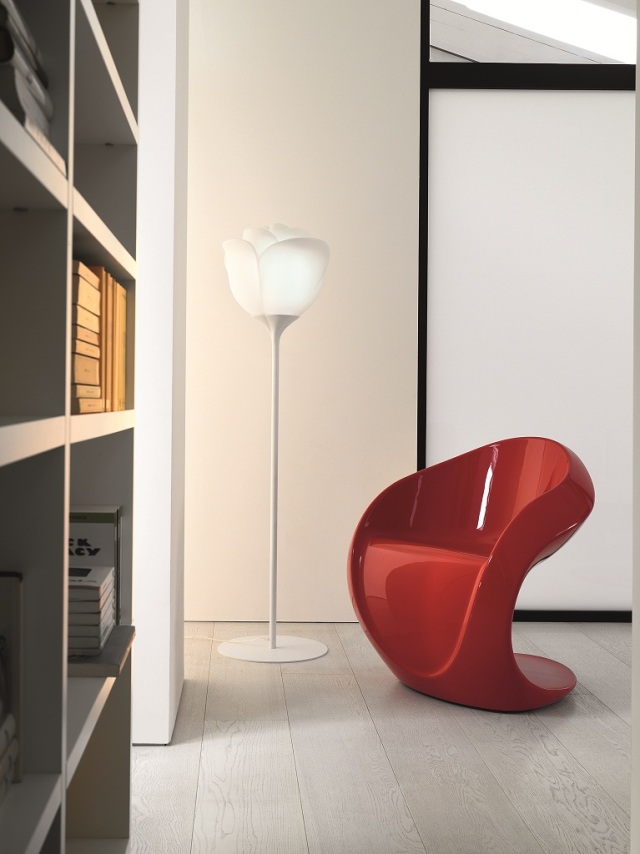 Miss Petra Chair (3900 AED)